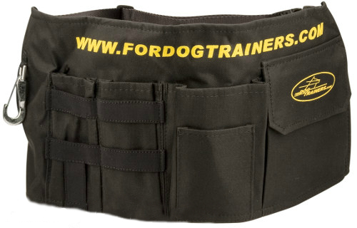 Dog training pouch for more comfort